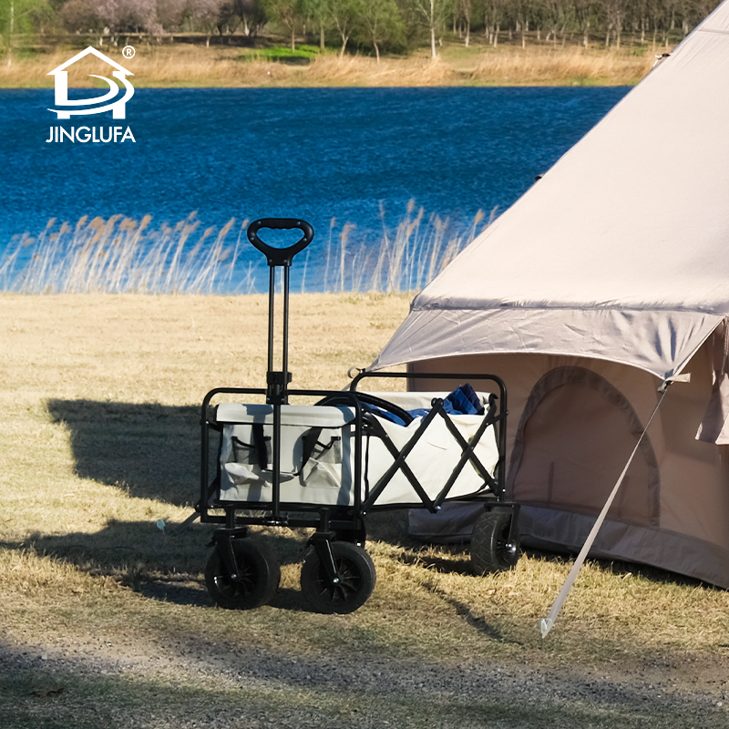 キャンプ爆破テント