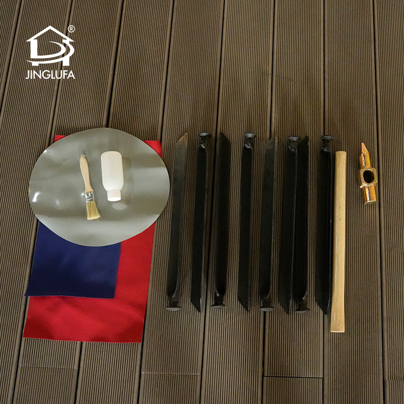 テントハンマー